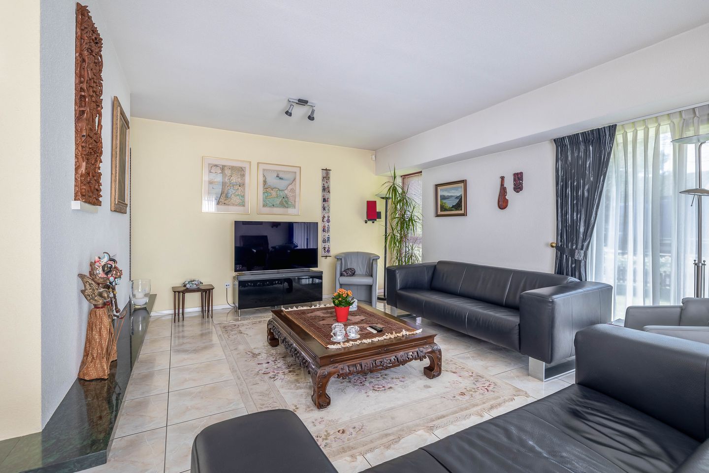 Photo 10 of Weeresteinstraat 191