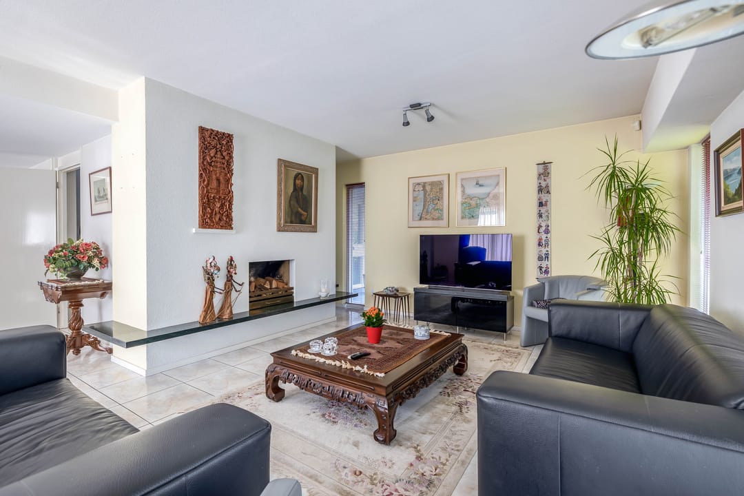 Photo 11 of Weeresteinstraat 191