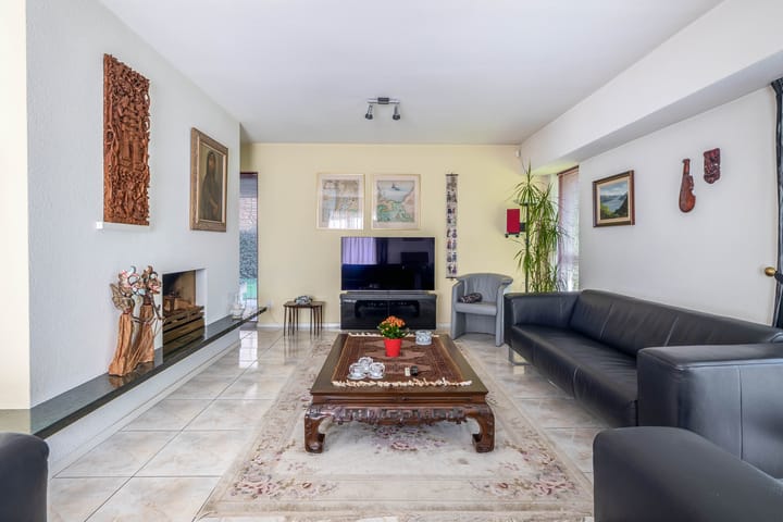 Photo 16 of Weeresteinstraat 191