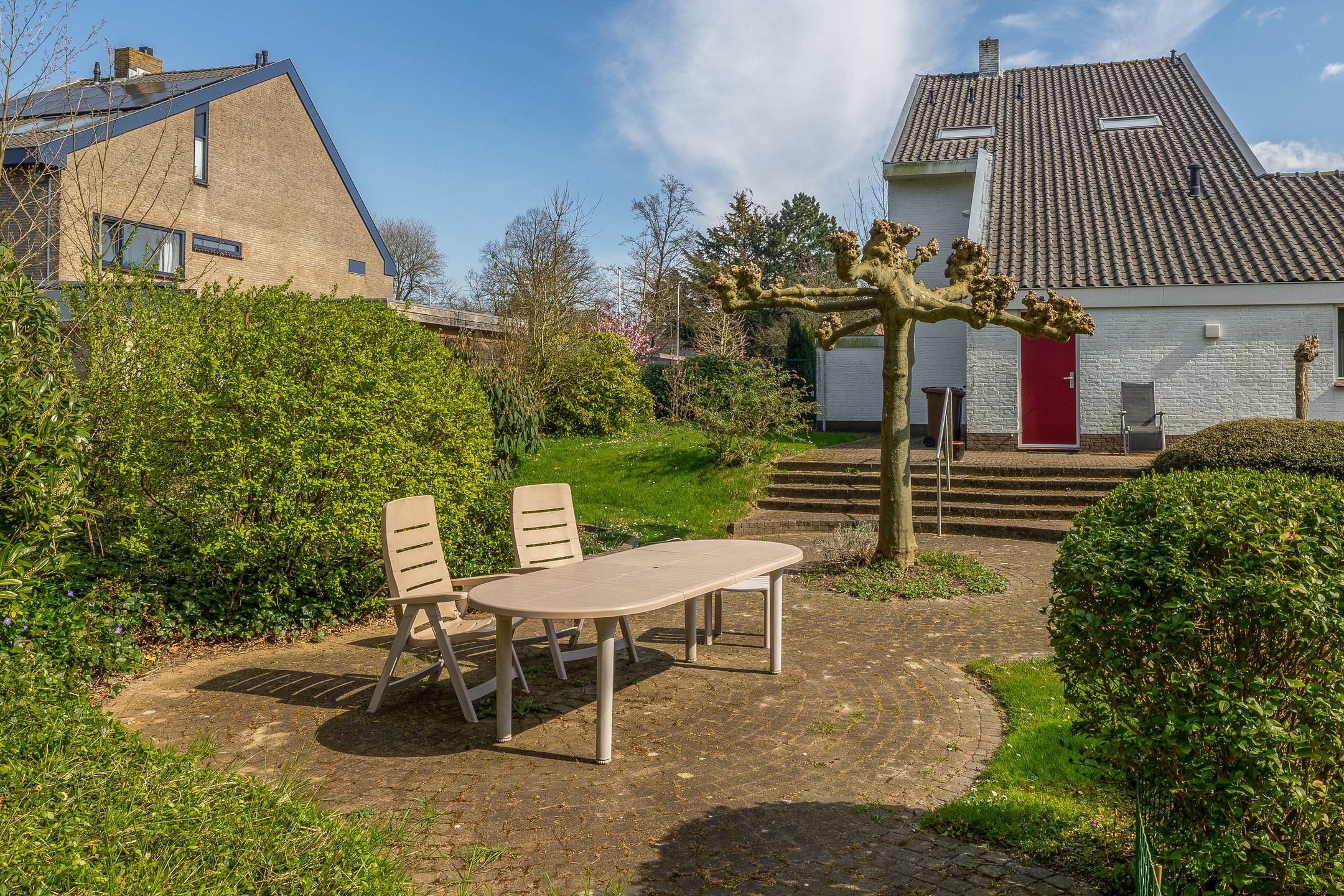 Photo 36 of Weeresteinstraat 191