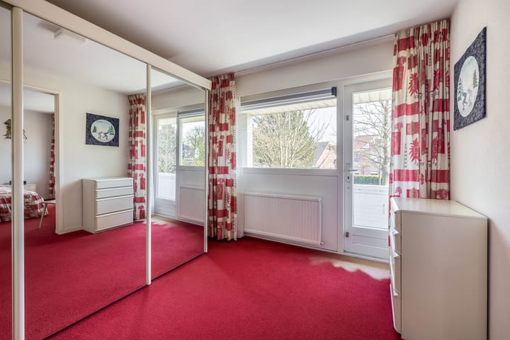 Photo 45 of Weeresteinstraat 191