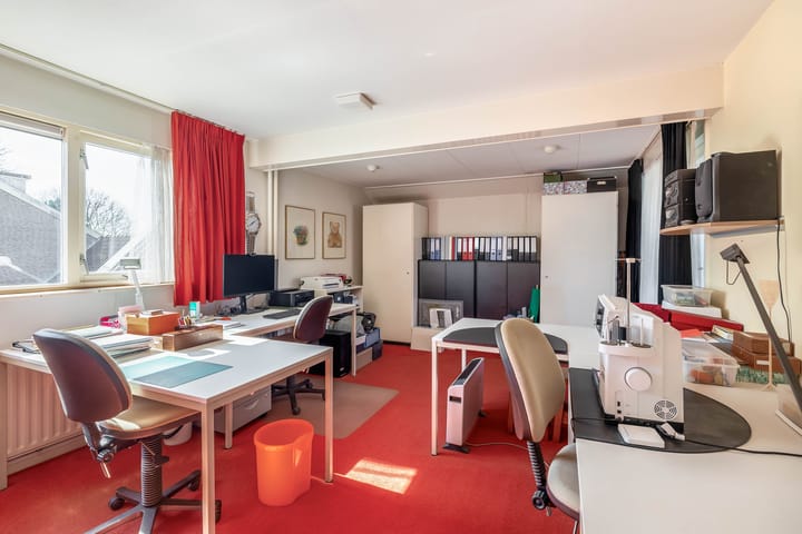 Photo 52 of Weeresteinstraat 191