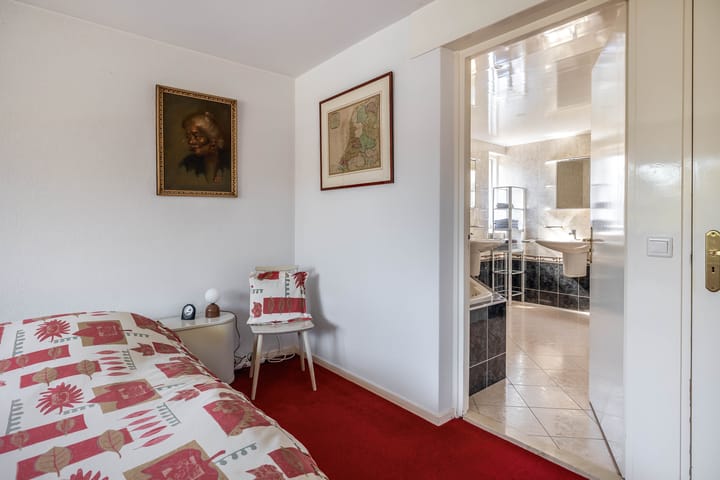 Photo 44 of Weeresteinstraat 191