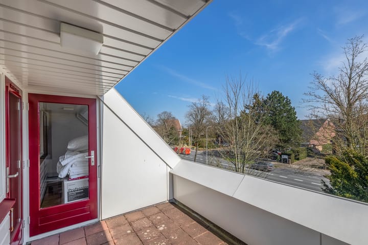 Photo 62 of Weeresteinstraat 191