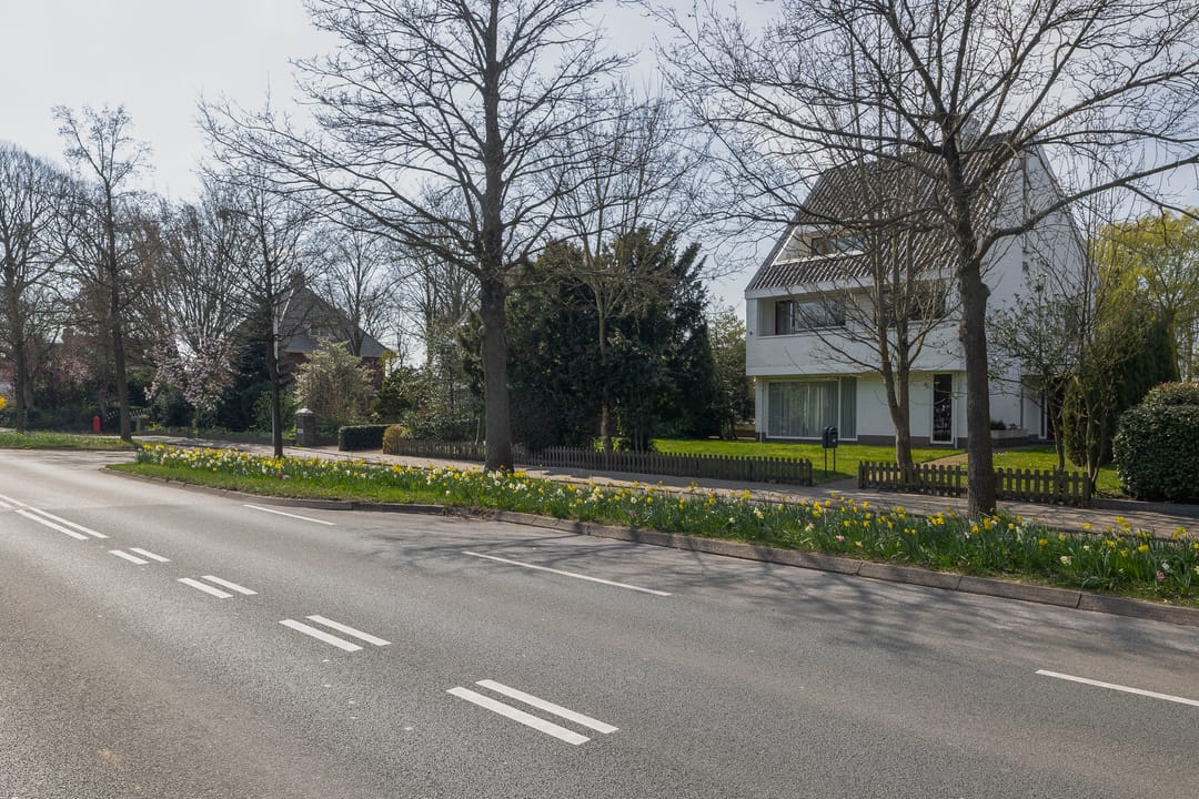 Photo 77 of Weeresteinstraat 191