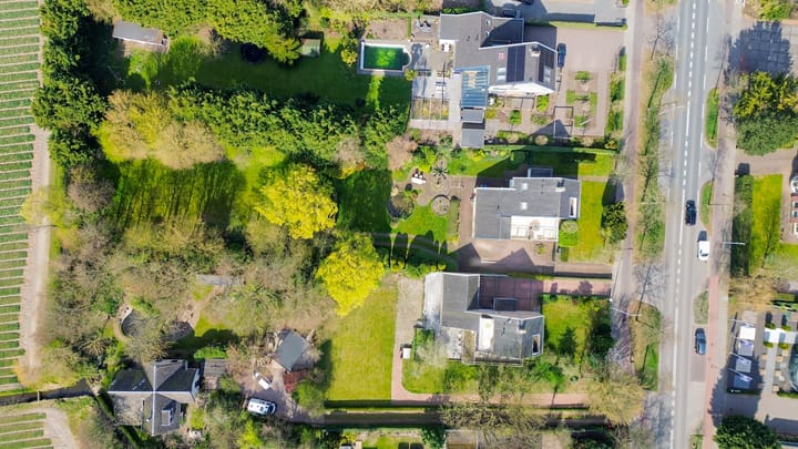 Photo 82 of Weeresteinstraat 191