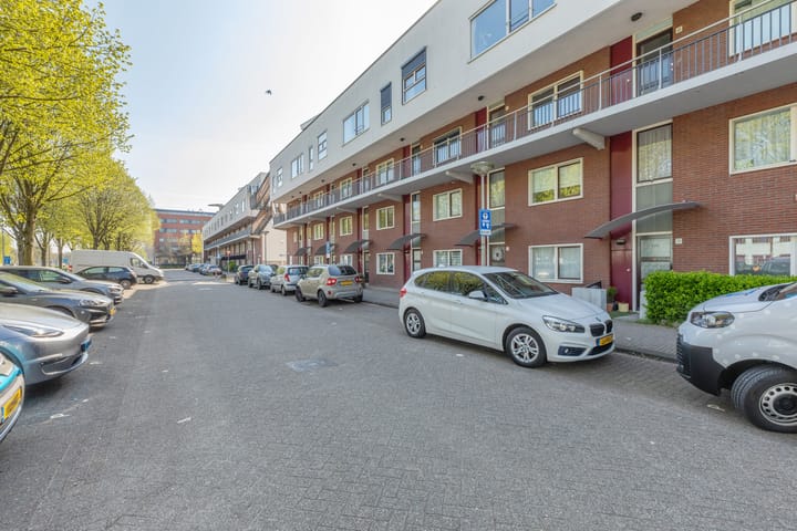 Foto 39 van Henegouwenstraat 50