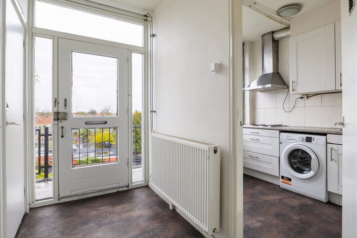 Photo 14 of Schapestraat 82-2