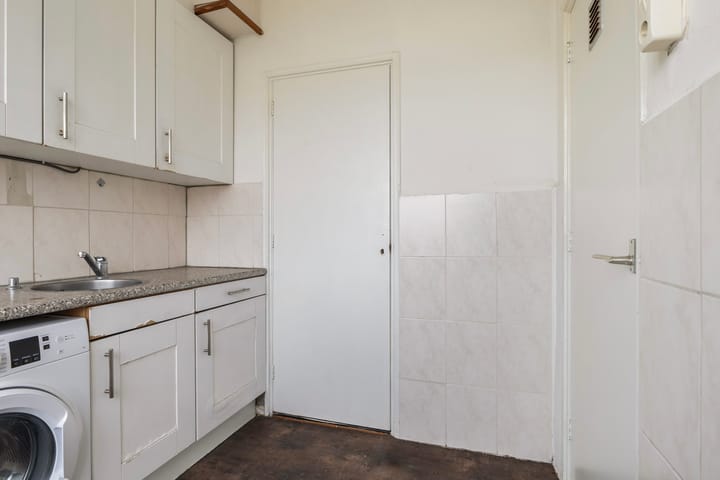 Photo 16 of Schapestraat 82-2