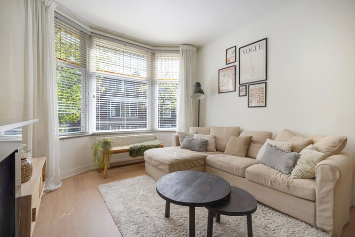 Photo 11 of Hugo de Grootstraat 272