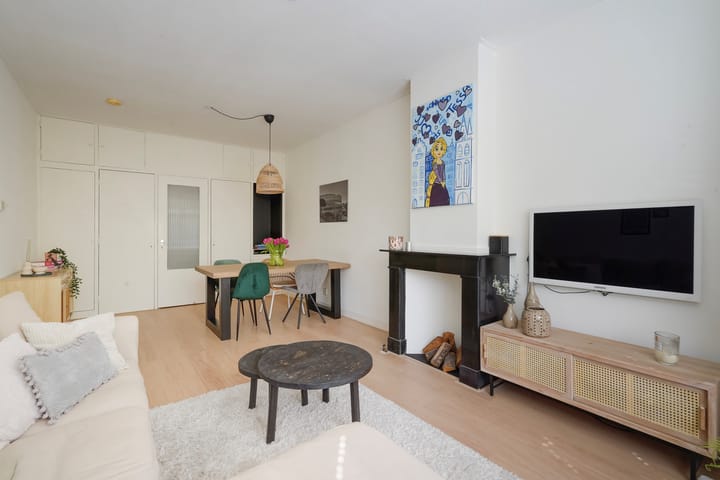 Photo 13 of Hugo de Grootstraat 272