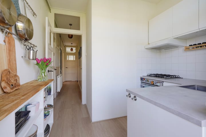 Photo 17 of Hugo de Grootstraat 272