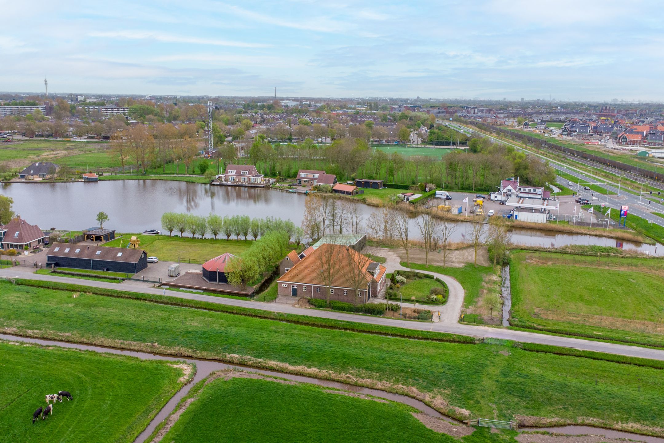 Photo 3 of Busch en Dam 15