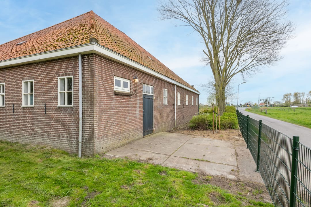 Photo 68 of Busch en Dam 15