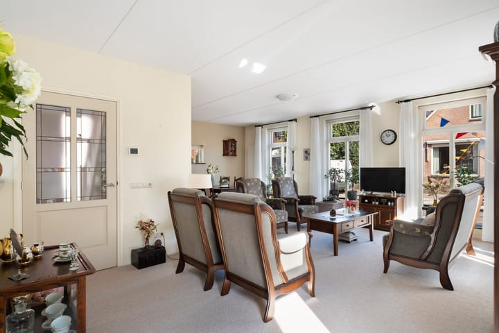 Foto 8 van Oranjestraat 12