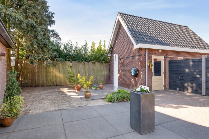 Foto 35 van Oranjestraat 12