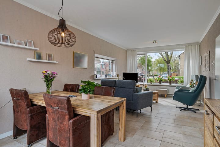 Foto 10 van Margrietstraat 2