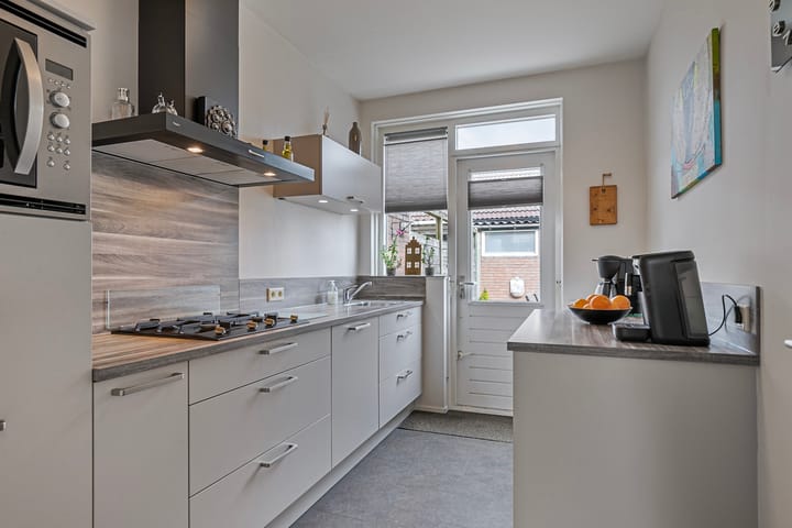 Foto 12 van Margrietstraat 2