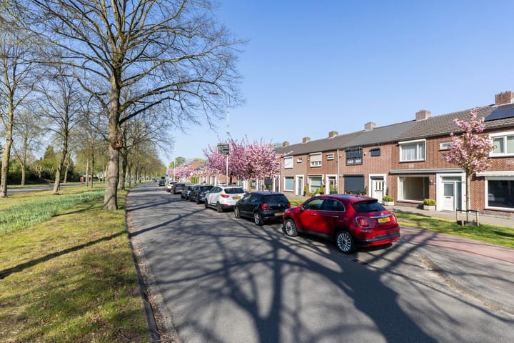 Foto 12 van Floralaan West 212