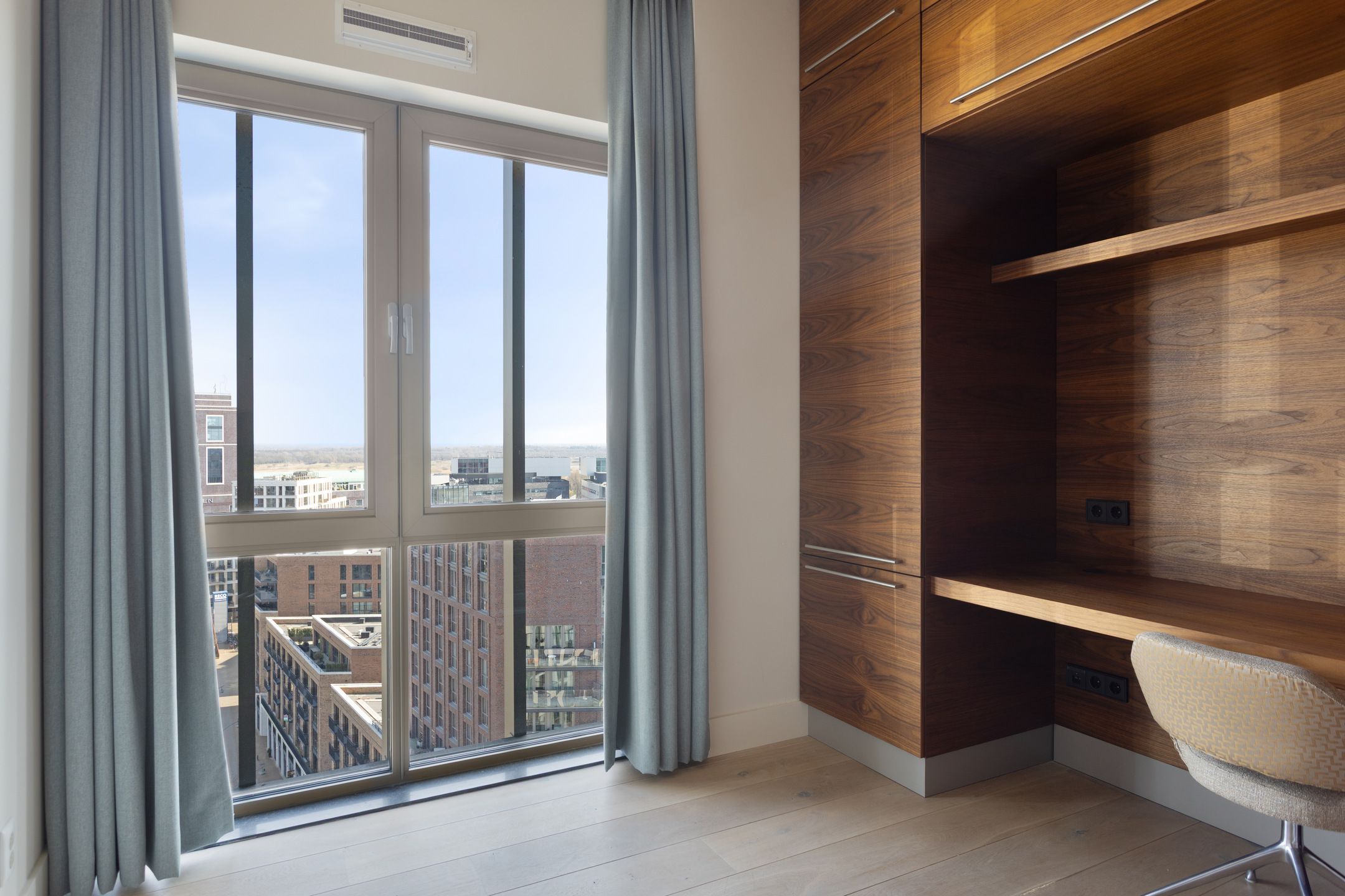 Foto 27 van Hofplein 93