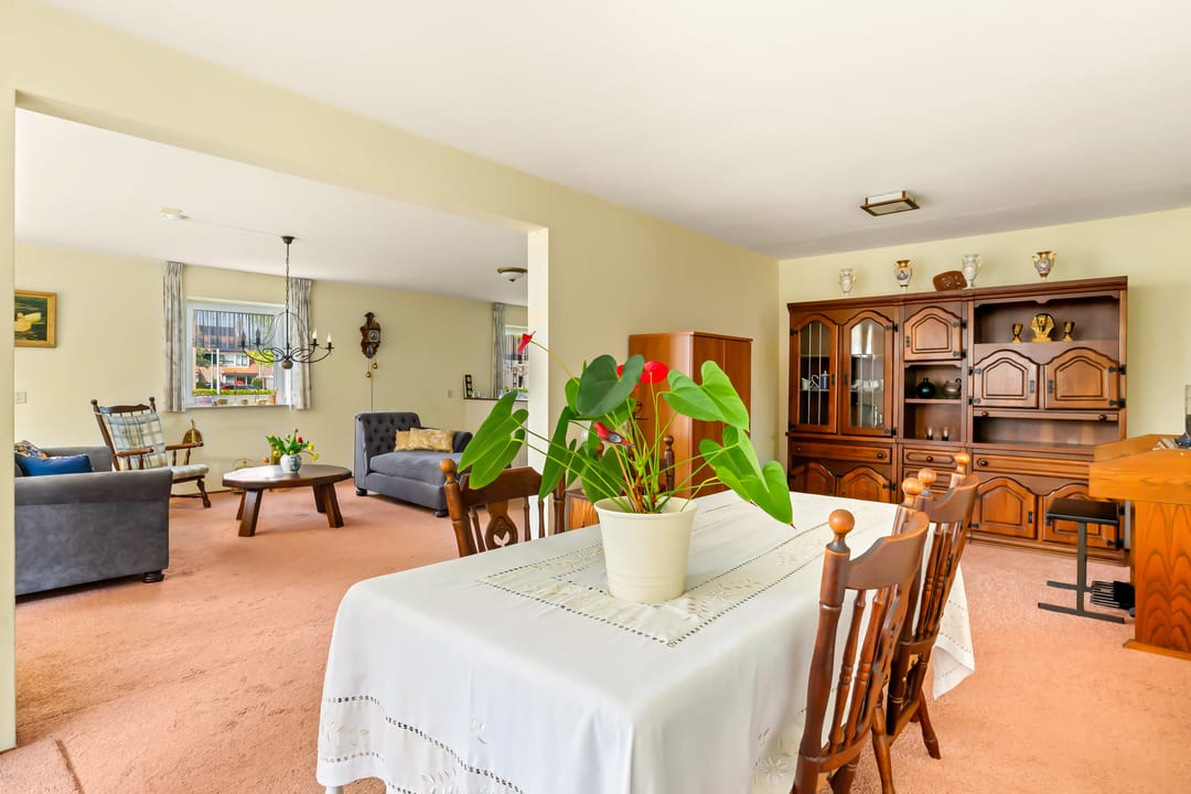 Photo 16 of Dotterbloem 1