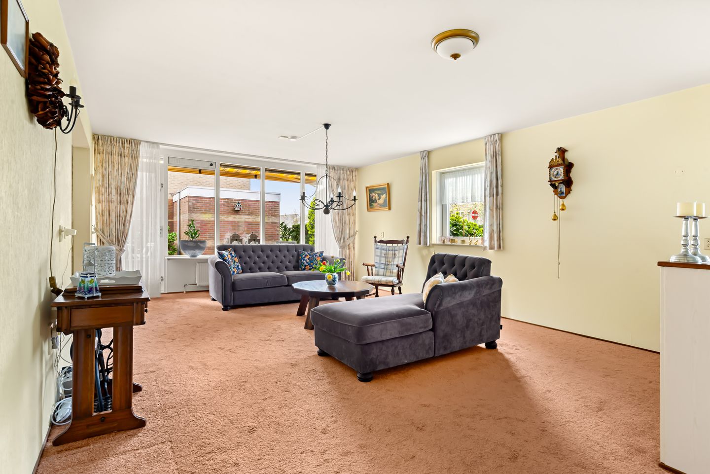 Photo 5 of Dotterbloem 1