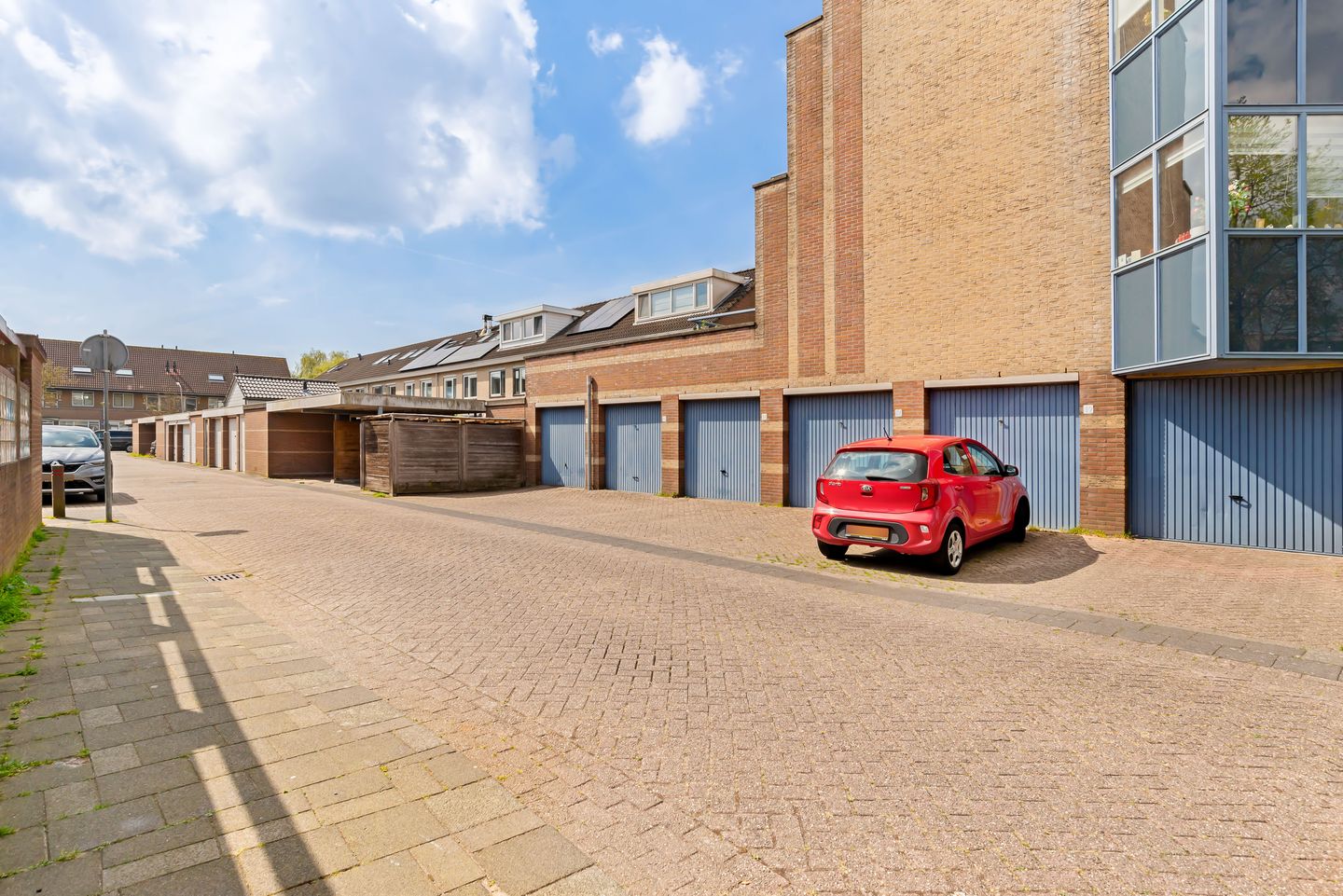 Photo 50 of Dotterbloem 1