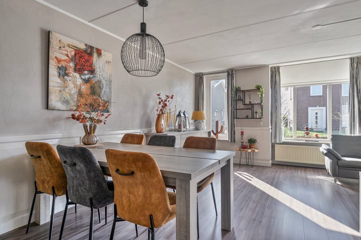 Photo 8 of Mgr Bekkersstraat 11