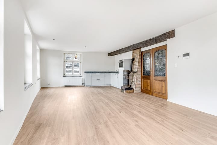 Photo 5 of Rijksweg Zuid 27-E