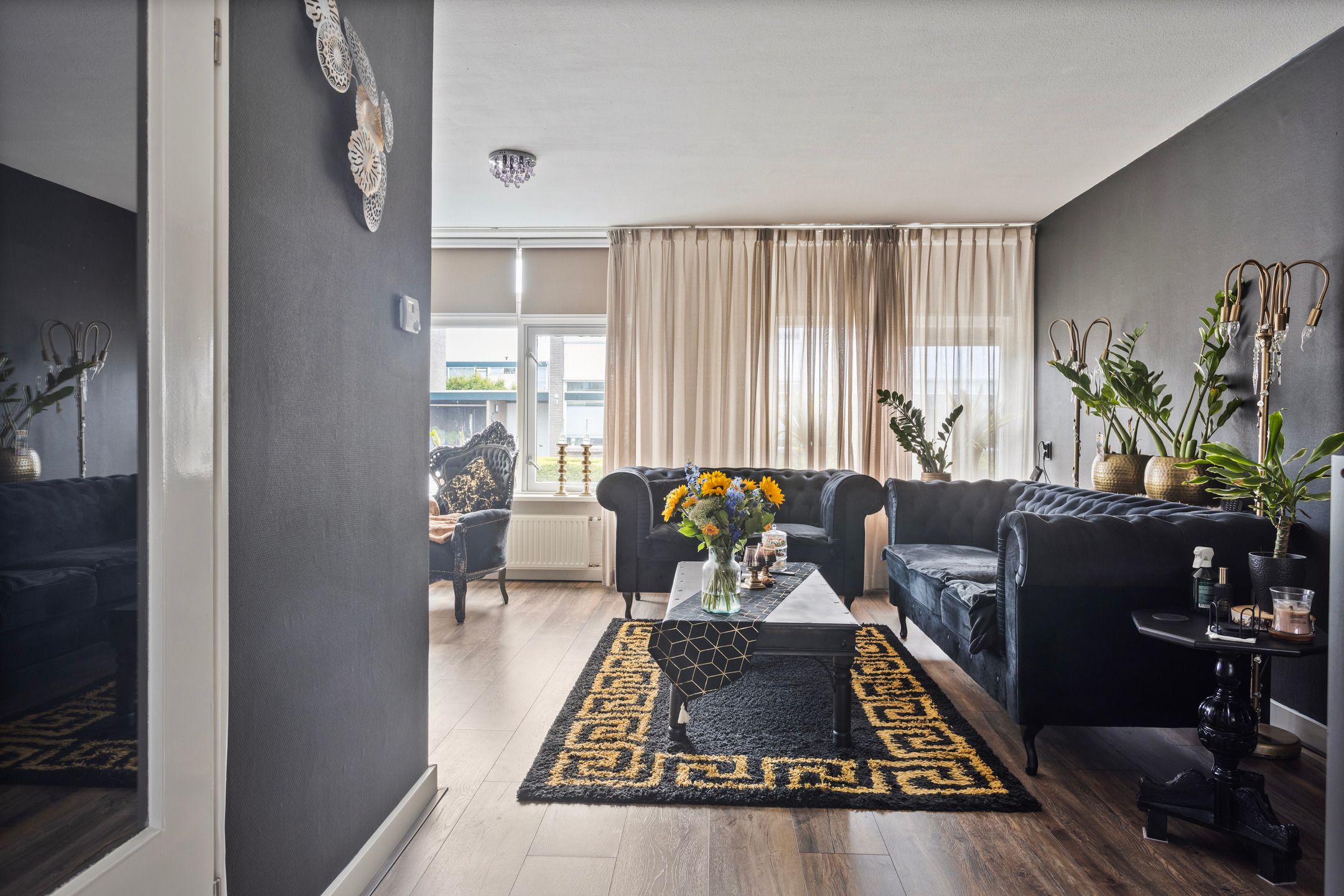 Foto 6 van Uniastate 5