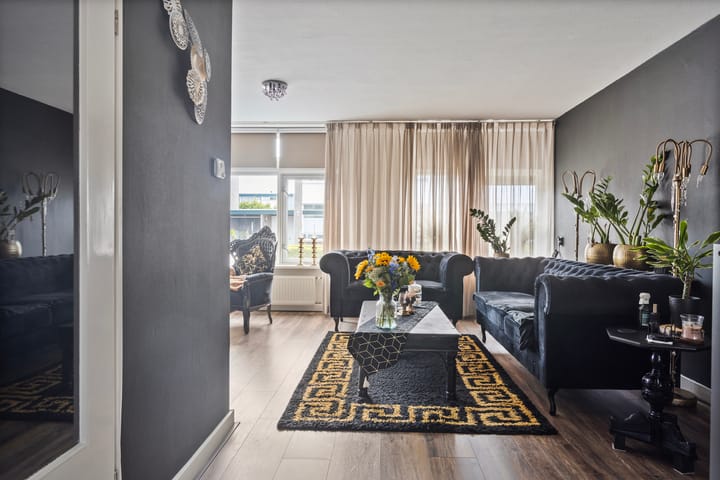 Foto 6 van Uniastate 5