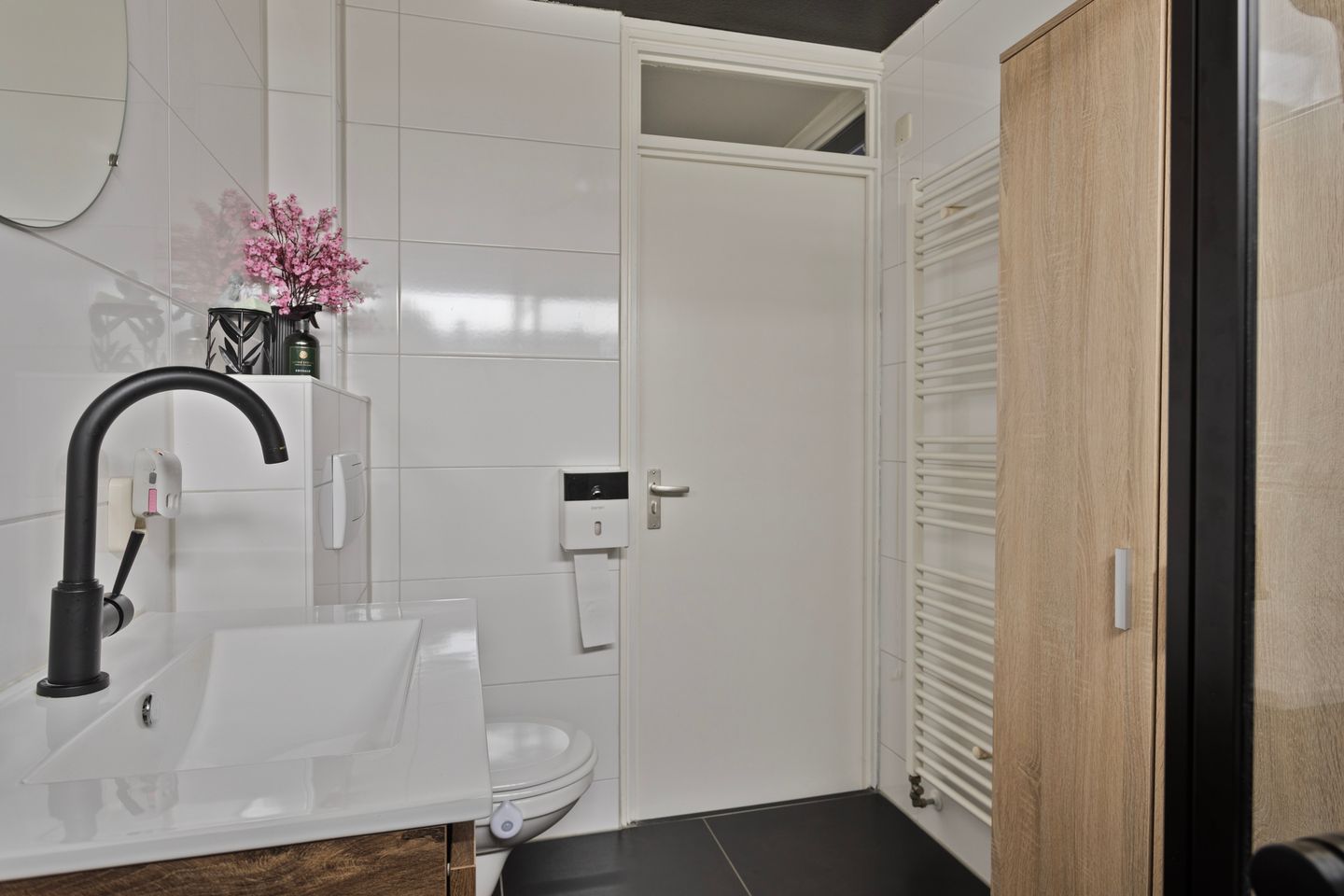 Foto 19 van Uniastate 5