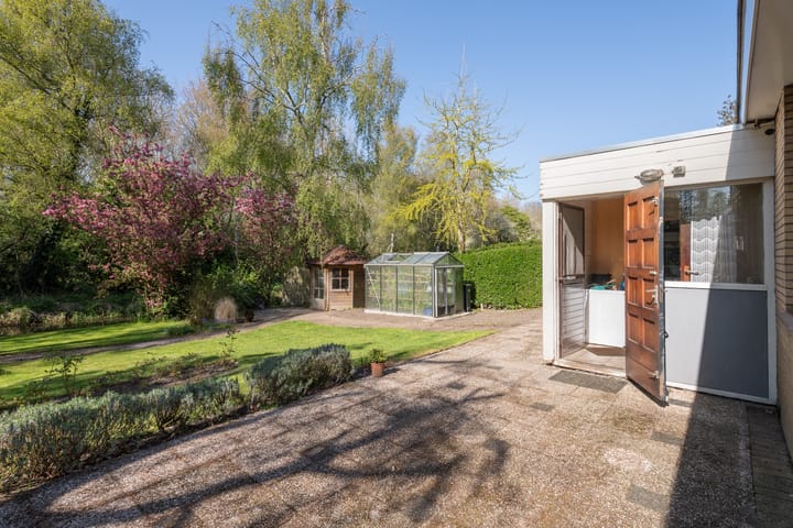 Foto 10 van Parallelweg-Zuid 42