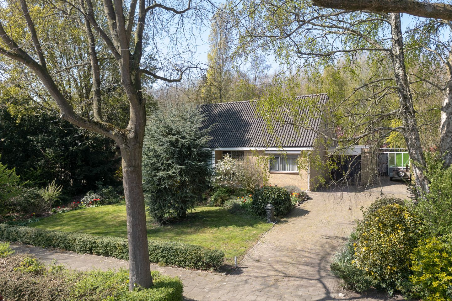 Foto 35 van Parallelweg-Zuid 42