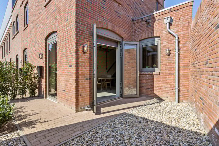 Photo 2 of Stedekestraat 22-H