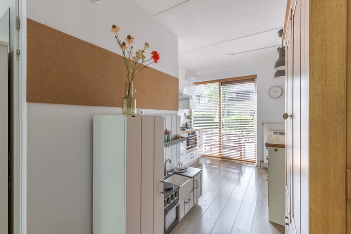 Foto 4 van Januaristraat 118