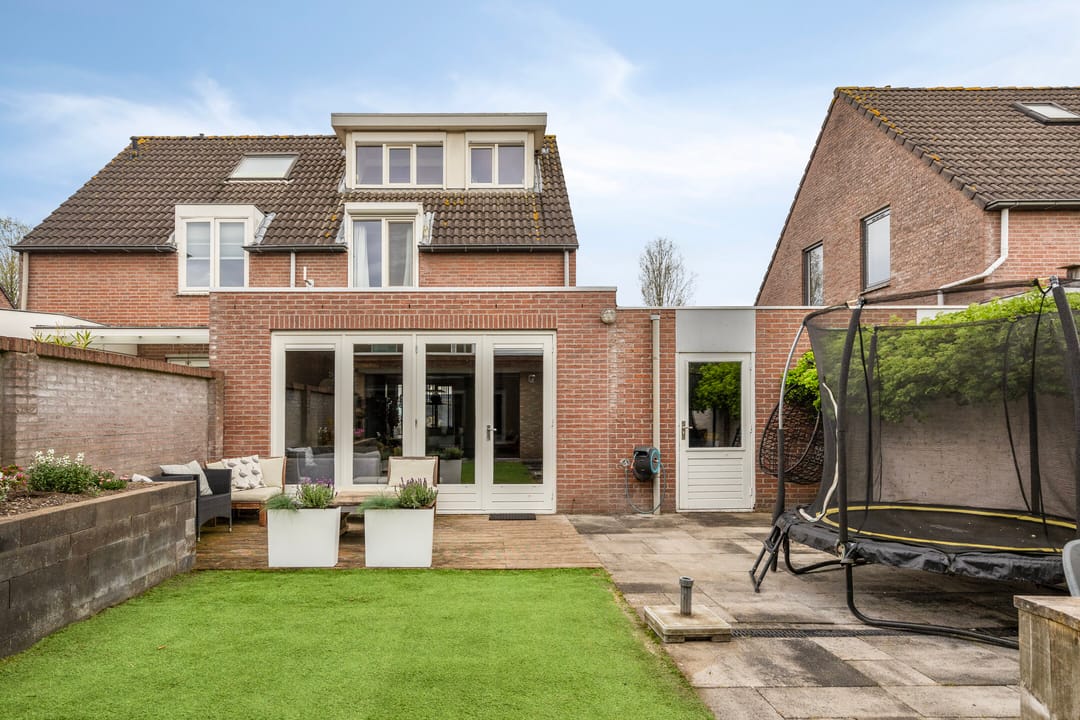 Photo 26 of Horst 16