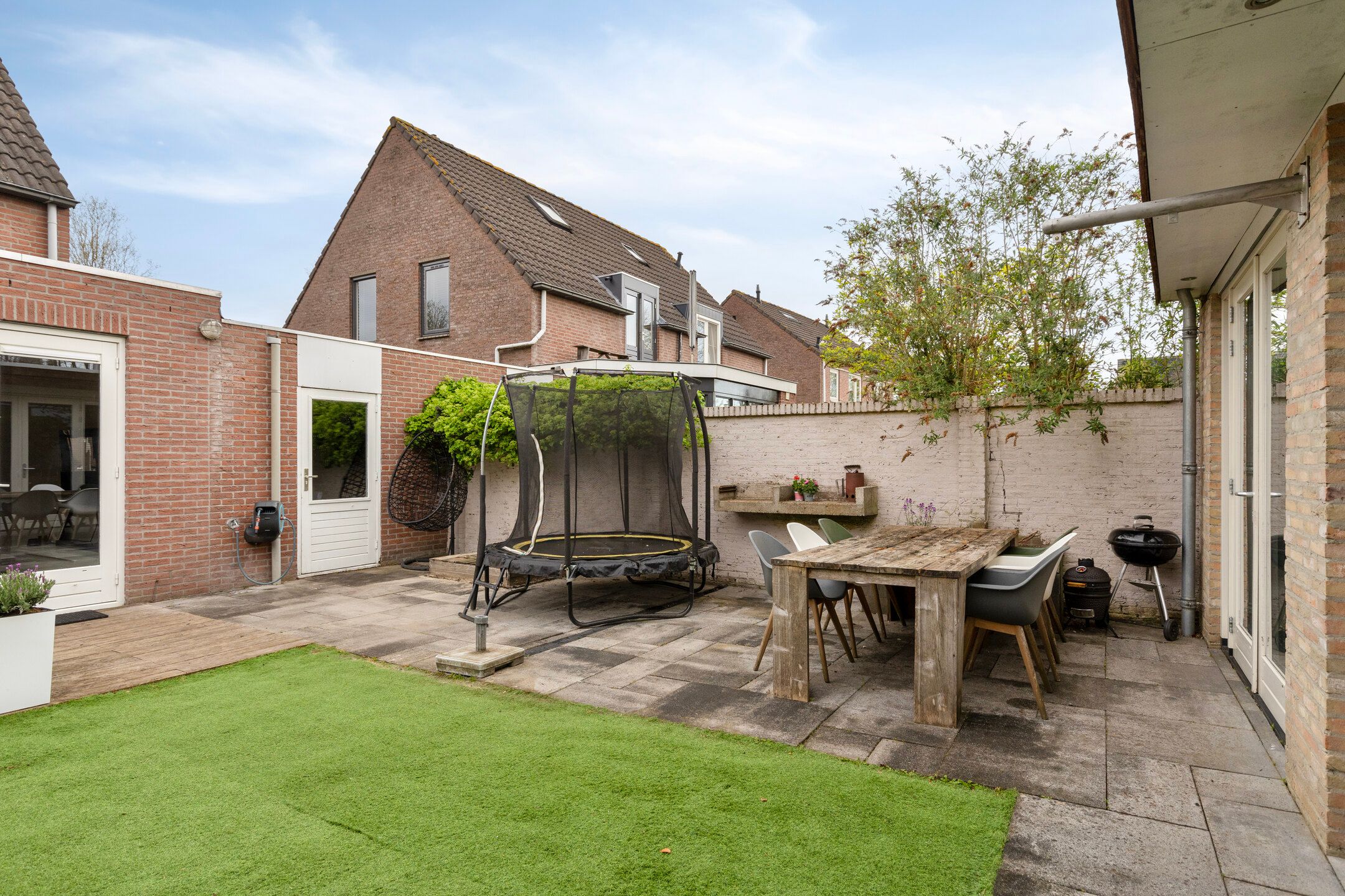 Photo 27 of Horst 16