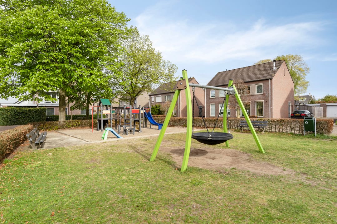 Photo 32 of Horst 16