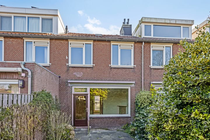 Photo 2 of Pisuissehof 11