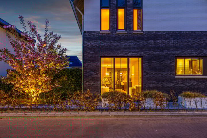 Foto 8 van Max van der Stoelstraat 2