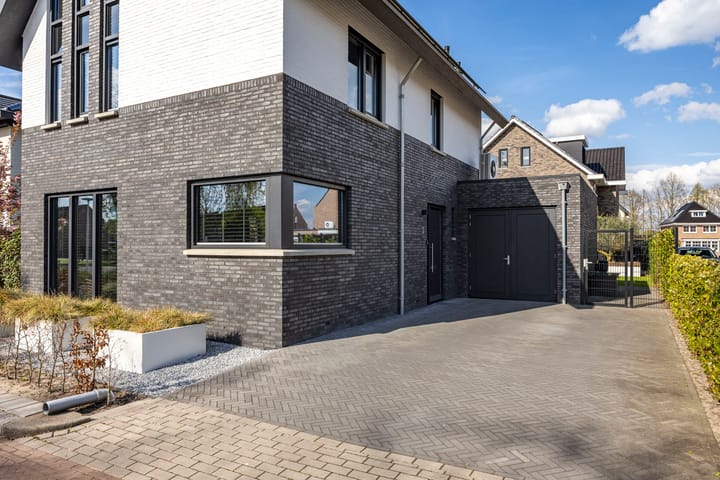 Foto 9 van Max van der Stoelstraat 2