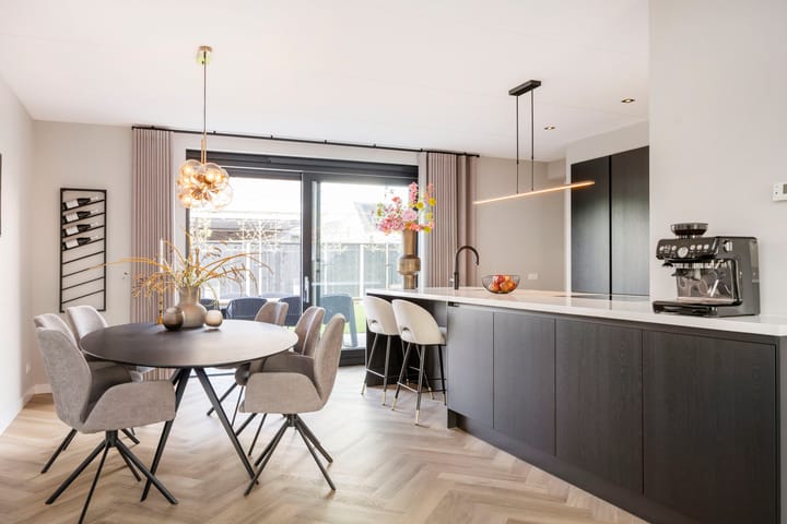 Foto 14 van Max van der Stoelstraat 2