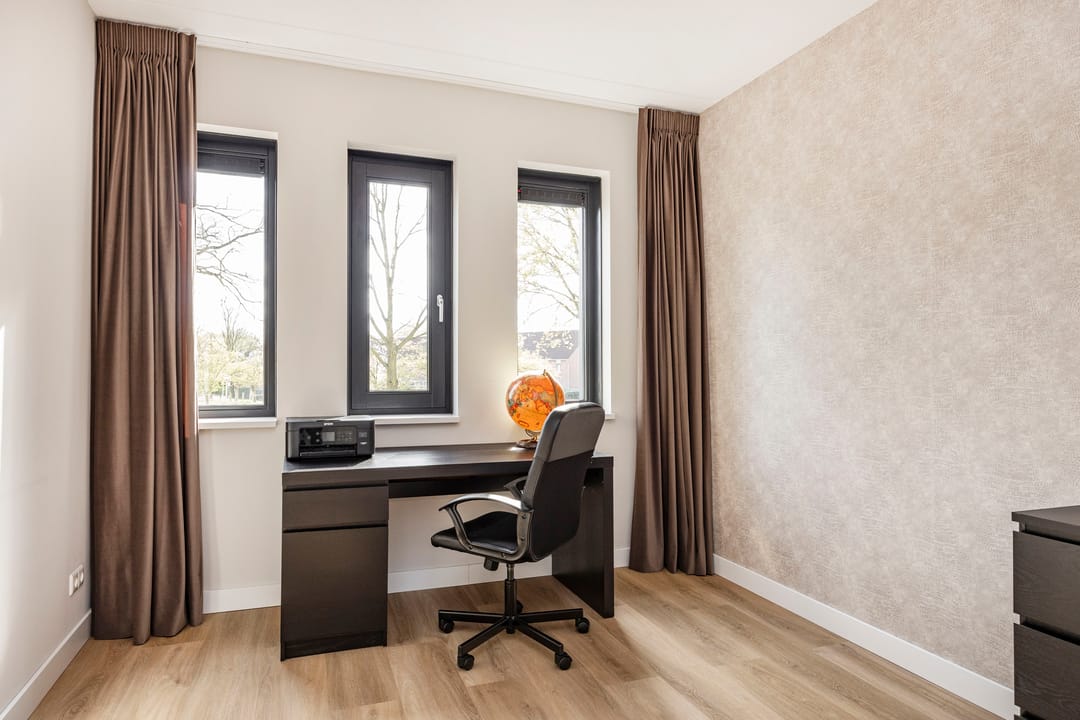 Foto 22 van Max van der Stoelstraat 2