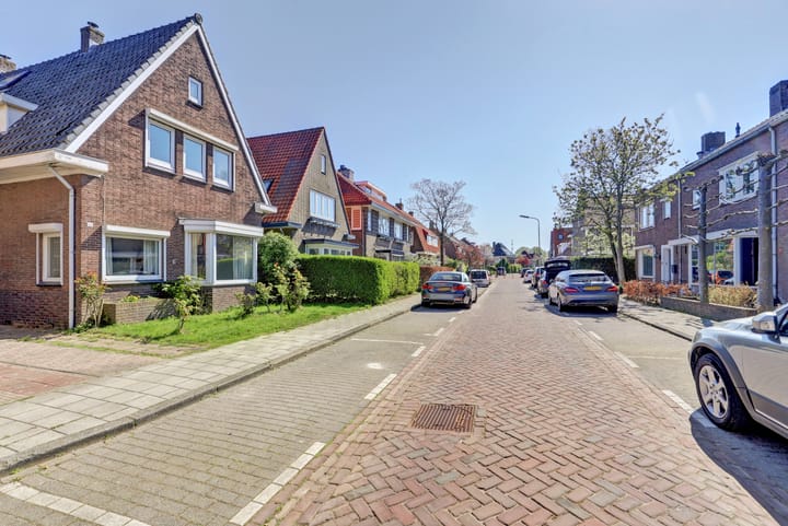 Foto 36 van Leliestraat 70