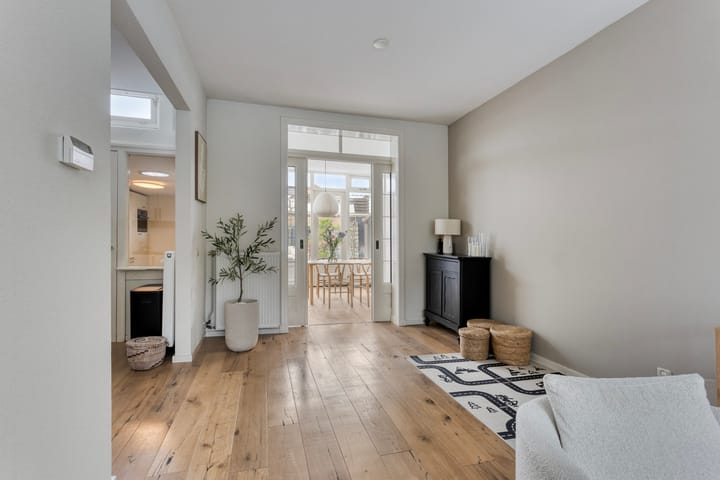 Foto 8 van Willem Lodewijkstraat 21