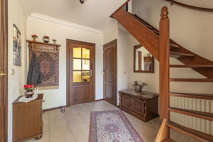 Foto 9 van Den Hof 25