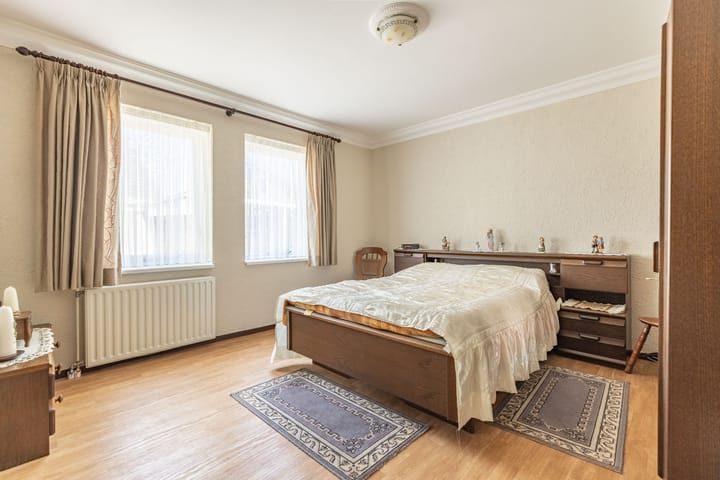 Foto 20 van Den Hof 25