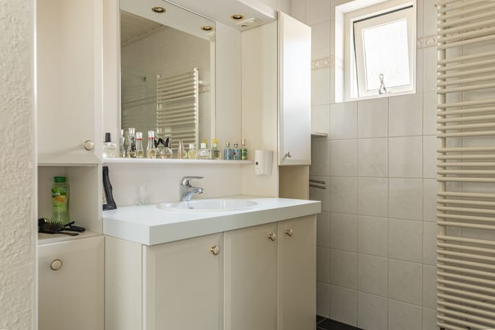 Foto 23 van Den Hof 25