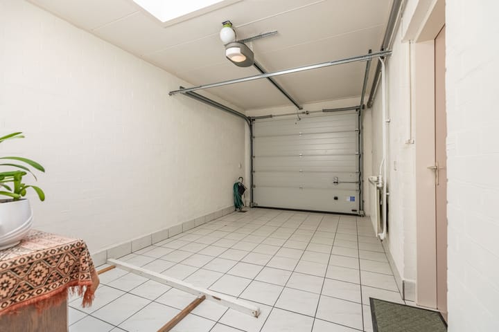 Foto 34 van Den Hof 25